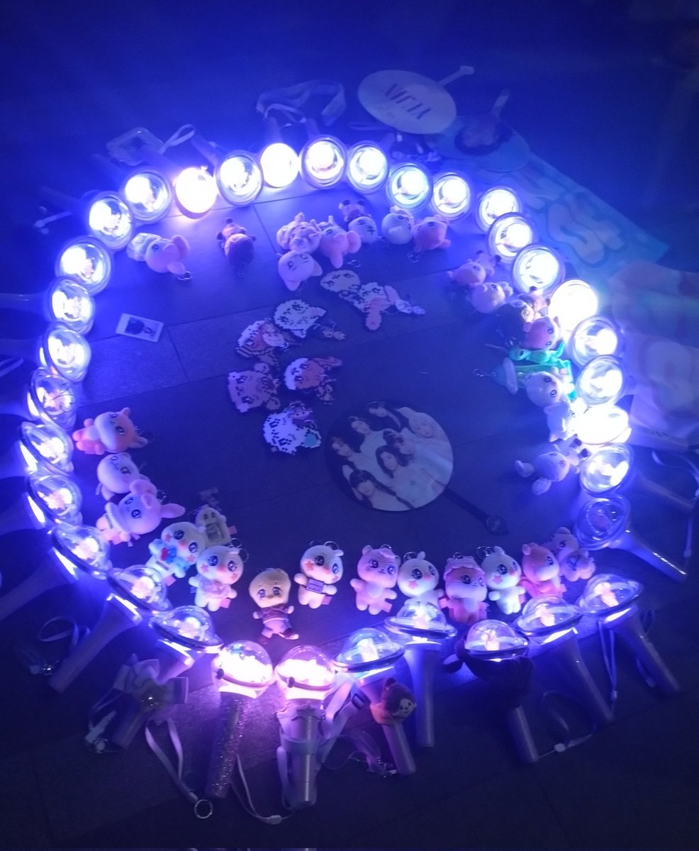 すてこ tweet media