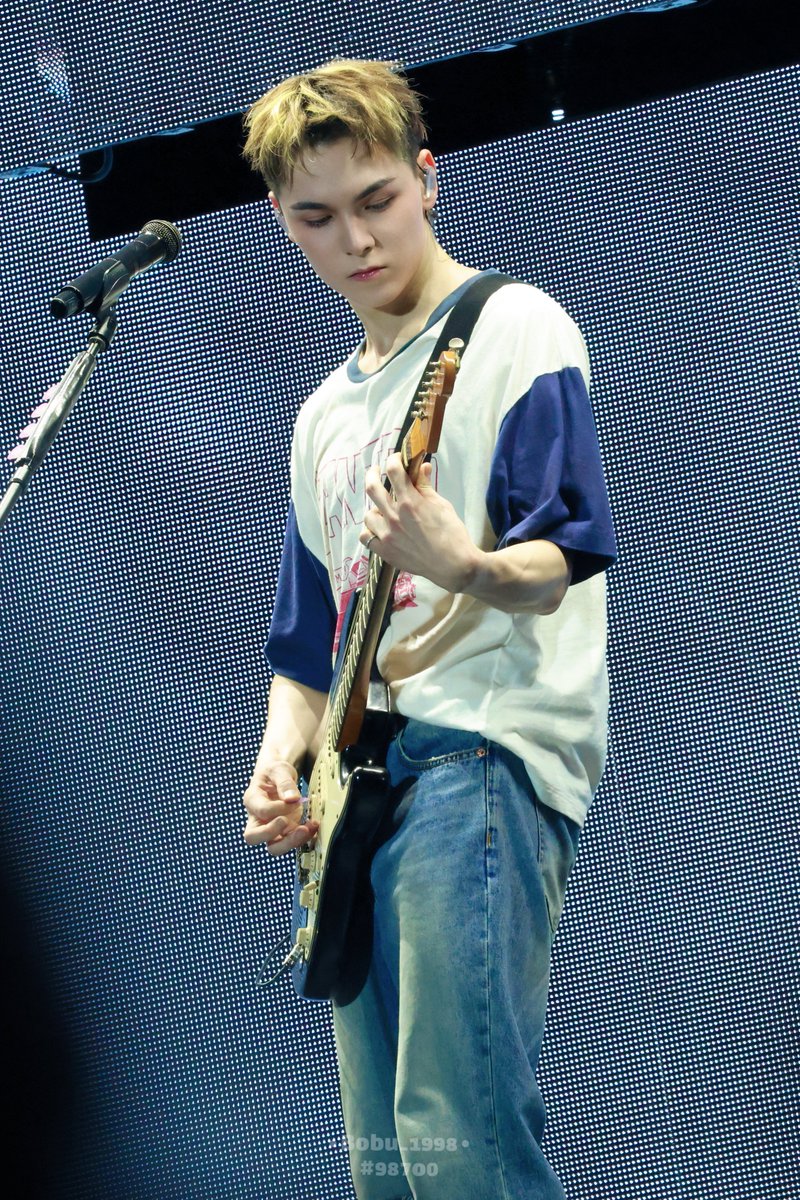 BoBu_1998 tweet media