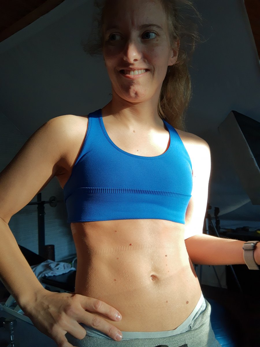 FitKateFitness's tweet photo. Sun on my skin, muscles still burning from the workout, and that insane feeling of just being ALIVE ☀️💪
What are you doing today to be happy?
#Fitness #Workout #OutdoorWorkout #FitnessMotivation #FitFam #FeelingAlive #SunAndSweat #run https://t.co/GWhs7o5Roo