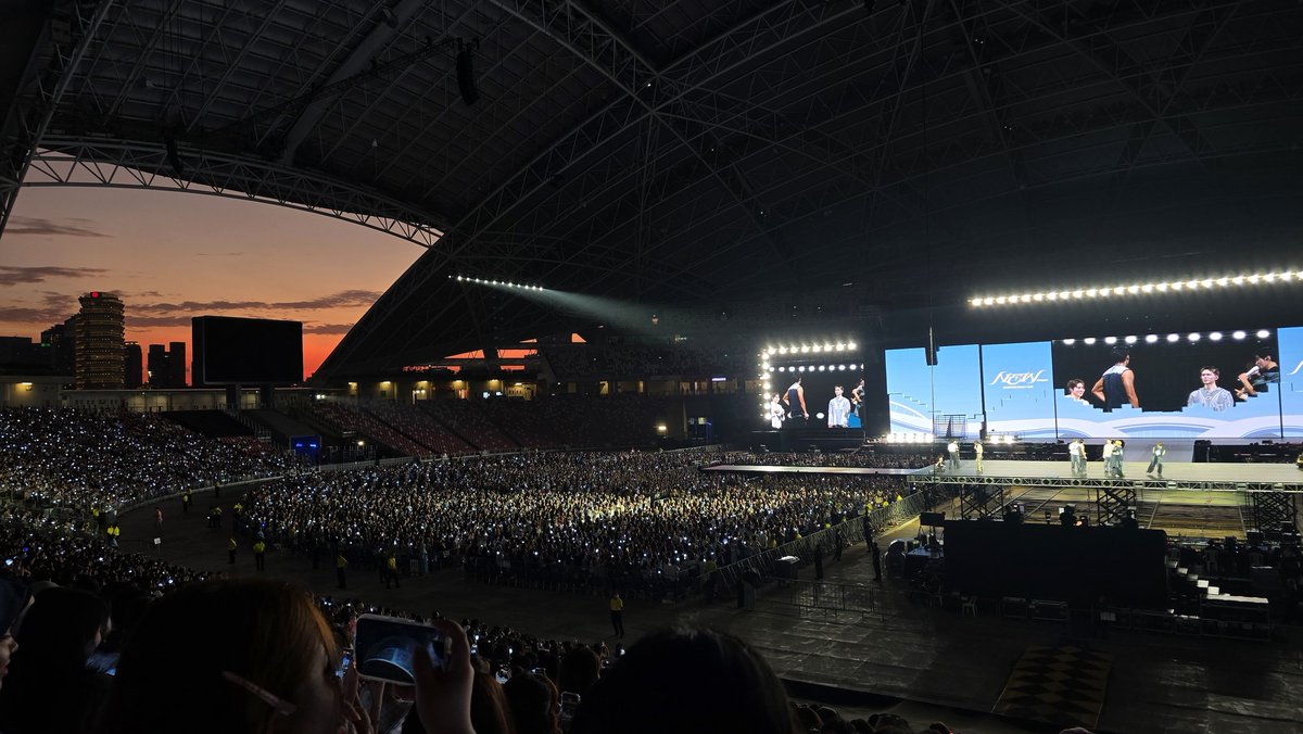 Sunset with SEVENTEEN