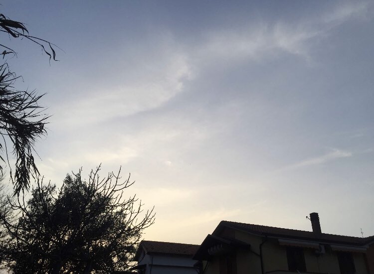 cherryjamjar's tweet photo. sky https://t.co/iMcjvX0ZST