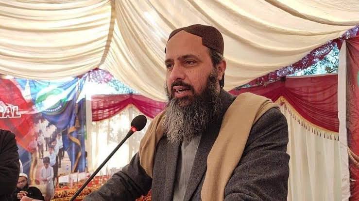 UroosaMarwat's tweet image. غداروں کی نیندیں اڑانے والا، وطن کے لیے جان لڑانے والا!
میر شفیق الرحمان مینگل — بلوچستان کا حقیقی شیر!
بی ایل اے، بی ایل ایف اور ان کے سپورٹرز چیخ رہے ہیں، کیونکہ پاکستان کا دفاع اب مضبوط ہے! 🦁🔥
#StandWithMirShafiqMengal #StandForPakistan