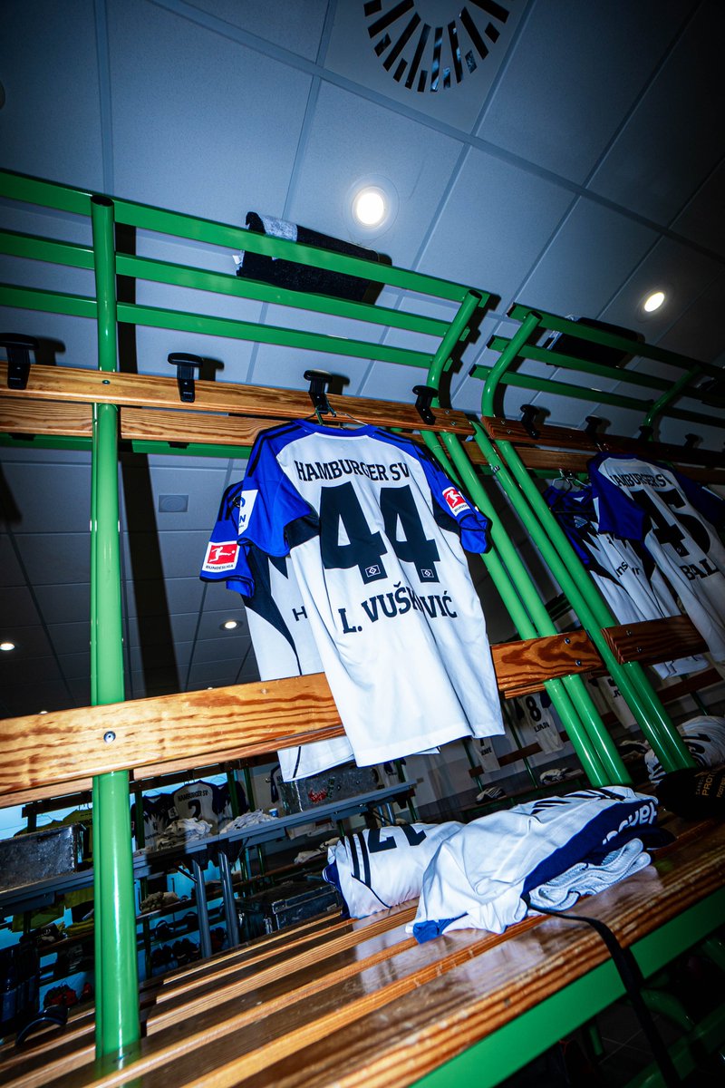 HSV_English's tweet photo. Passed the fit check. ✔️

#nurderHSV #VFLHSV https://t.co/wjTN3p3R4T