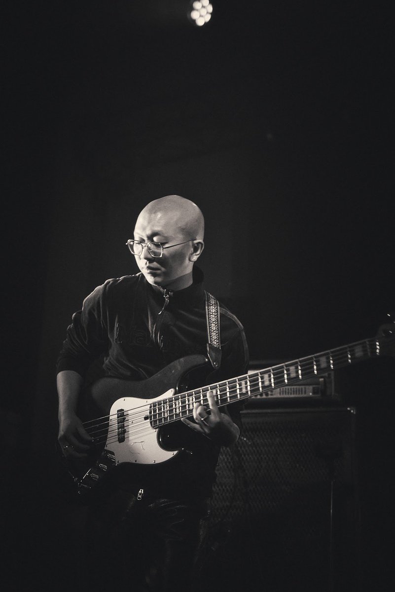 𝑩𝒍𝒐𝒏𝒅𝒆 𝑳𝒊𝒛𝒚 tweet media