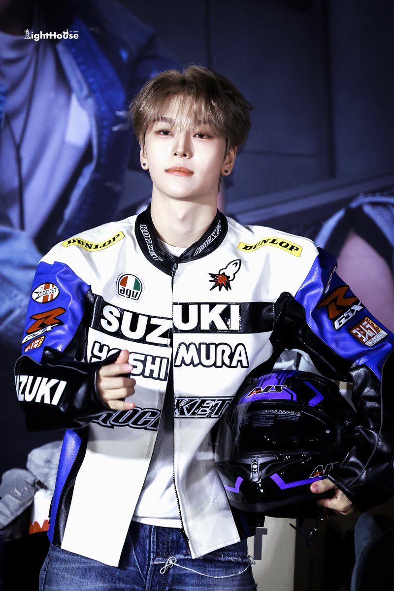 LightHouse tweet media