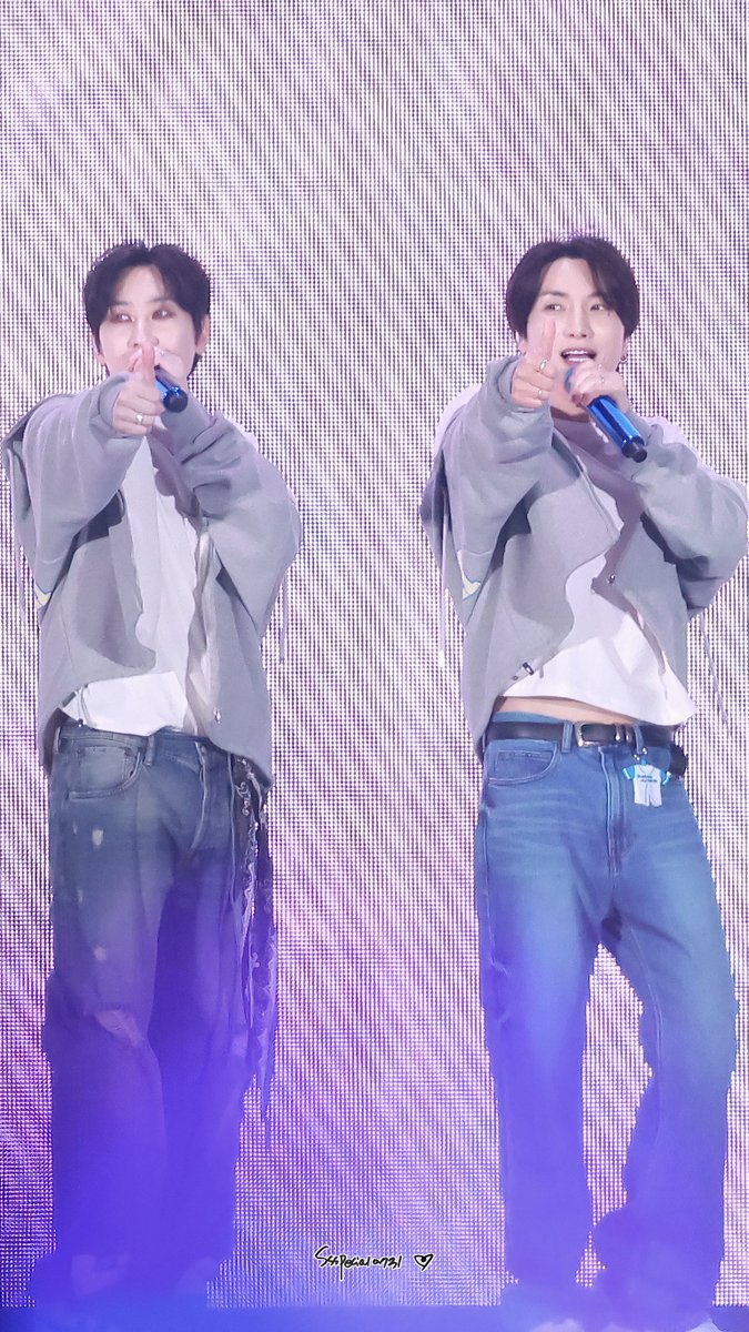 260307 SS10 IN SAITAMA DAY1

엄지 키스💙💞
#leeteuk #이특 #박정수 #利特 #EUNHYUK #银赫 #은혁 
#슈퍼주니어 #SUPERJUNIOR
#SUPERSHOW10inJAPAN