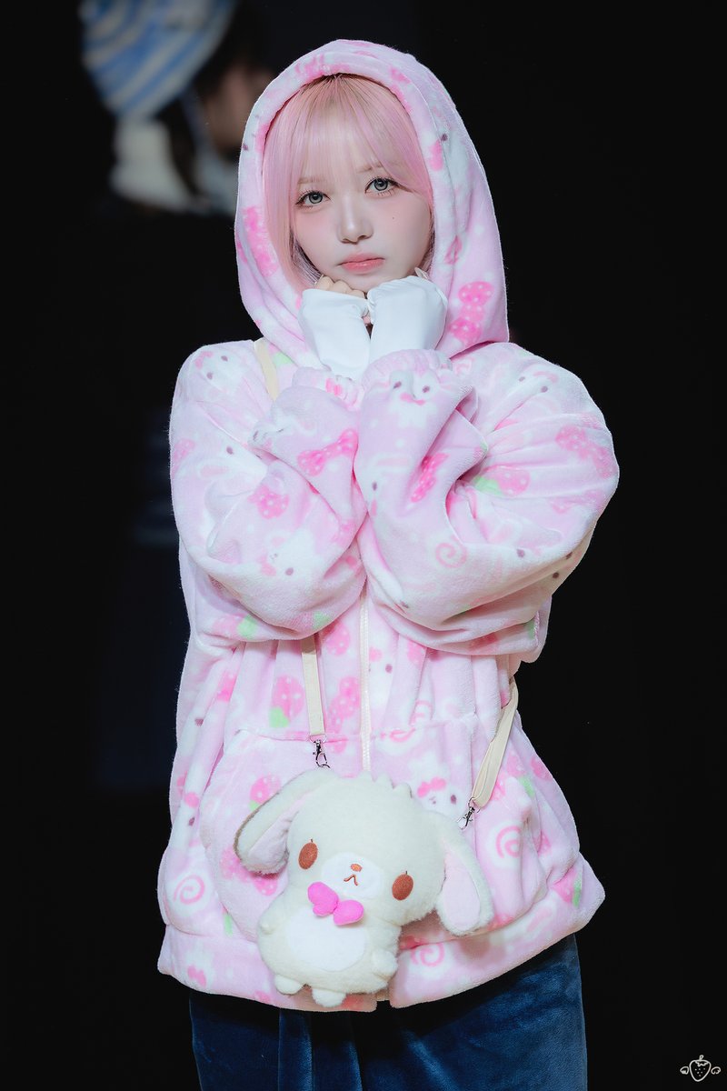 오핑크공주딸기🍓 tweet media