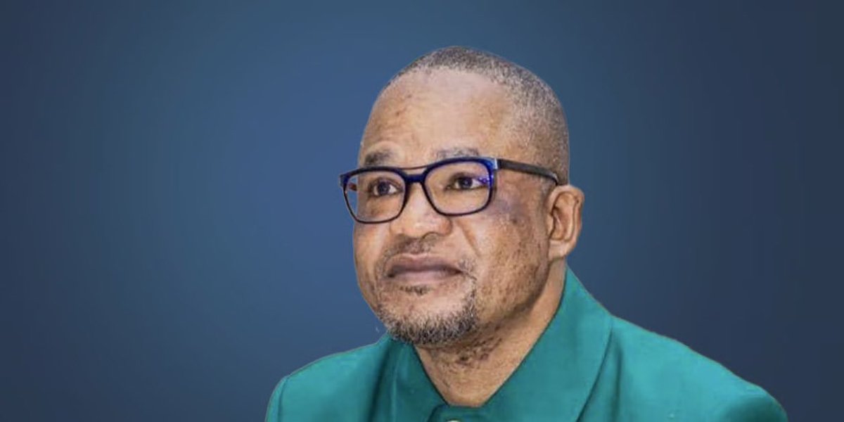 wembi_steve's tweet photo. #RDC: “la sortie médiatique de l’Honorable Modeste Bahati [ @PLukwebo]  doit être comprise pour ce qu’elle est : l’expression d’un point de vue politique personnel. Celui-ci ne saurait être assimilé à l’analyse des constitutionnalistes, lesquels se prononcent sur la base d’une démarche scientifique, nourrie par la doctrine et l’expérience comparée des systèmes constitutionnels” @kazadi_peter