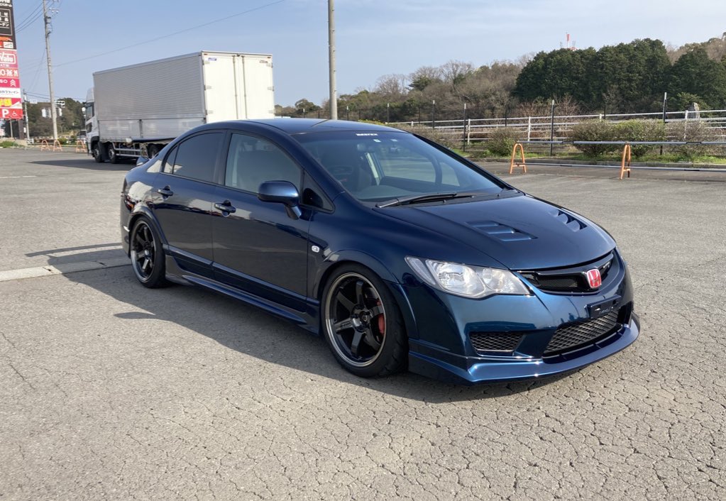 sh3vtec's tweet photo. #TE37の日
壊すと絶版ヤフオクバトル開始or新品買えてもクソ長納期というスポーツ走行向きなのか分からなくなるホイール。
物自体は大好きなので次からエ⚪︎ケイで造ってください() https://t.co/uzHhXBvlWY