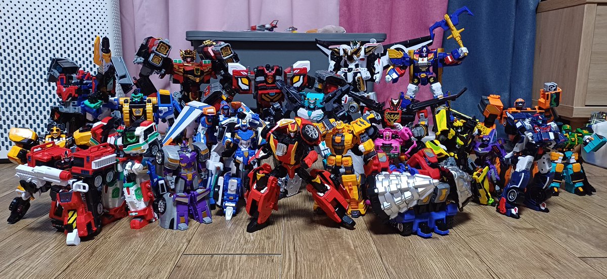 🕯졸리 더 죠니 W🕯, 메탈카드봇 W 파는 죠니모터스 사장 tweet media