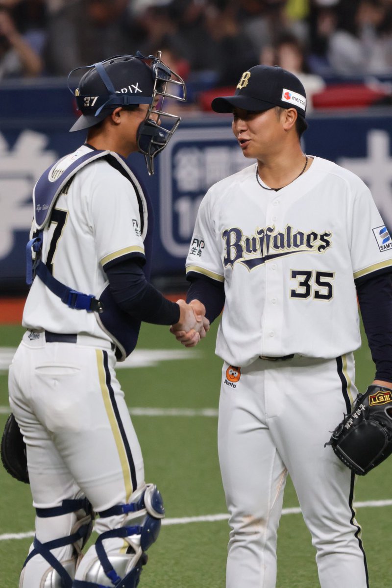 rrr_pyon12's tweet photo. - ̗̀🤝🏻  ̖́-

#Bs2026
#古田島成龍 
#石川亮 https://t.co/DjIZ9WeVJM