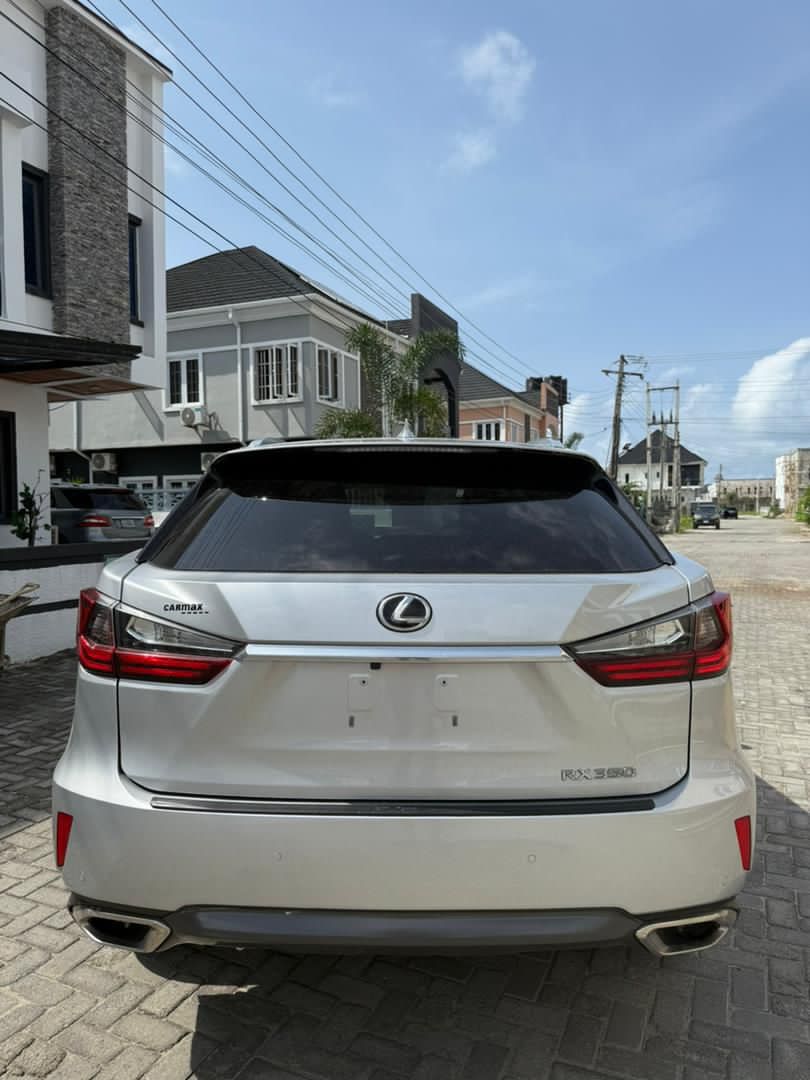 BEST CAR DEALS tweet media