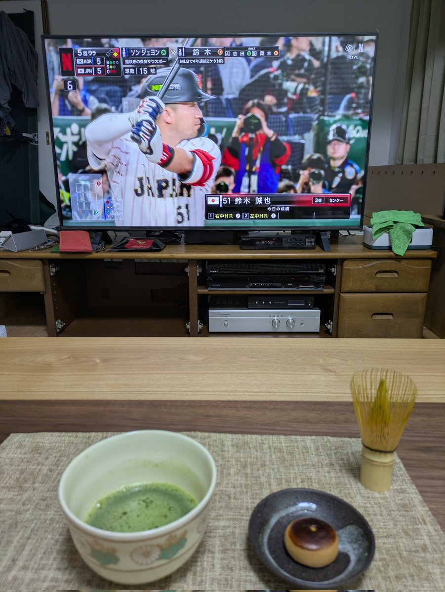 MetalParin's tweet photo. 正座して応援⚾️
#WBC https://t.co/ZgZv4Nv7JC