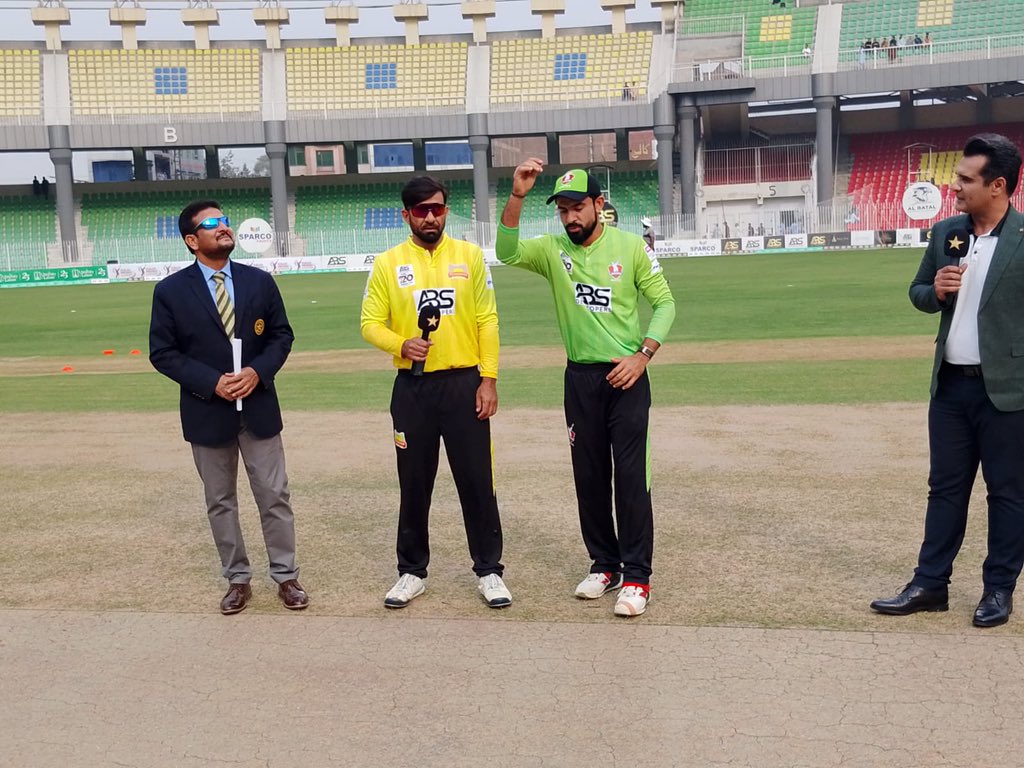 ZalmiTVPashto's tweet photo. پيښور عمران خان کرېکټ لوبغالي کې لومړی لوبه 
National T20 Cup Starts In Peshawar 
#National #T20Cup #Peshawar #ImranKhanCricketStadium #ZalmiTvPashto https://t.co/yBIRWWC9hT