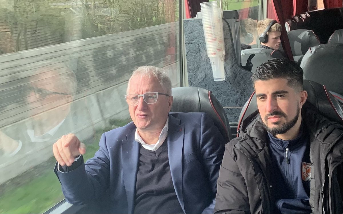 s.v. T.E.C. tweet media