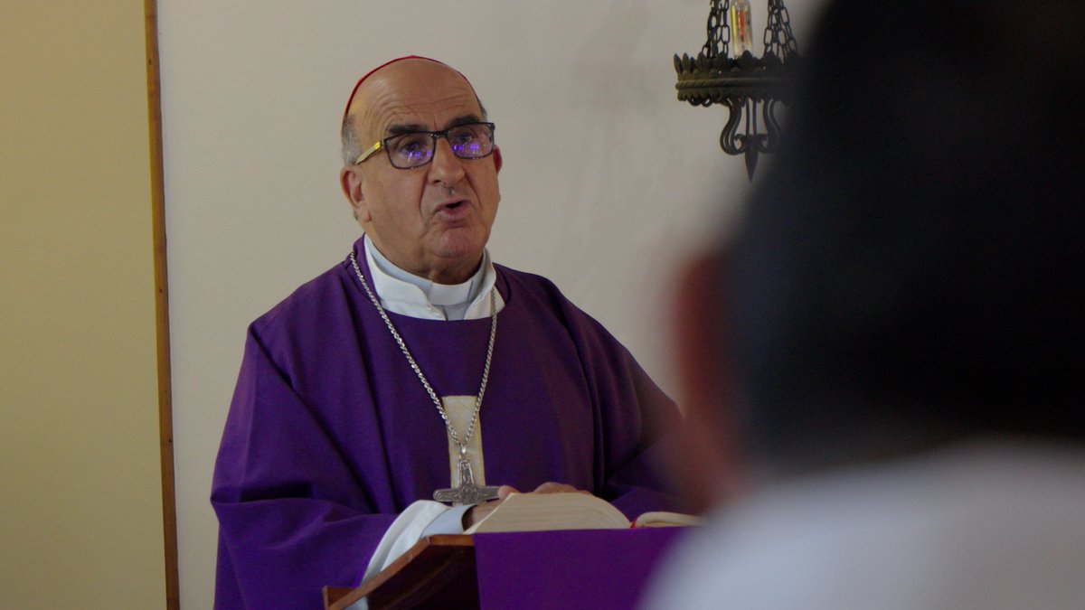 Iglesiastgo's tweet photo. Cerca de 40 presbíteros de la Iglesia de Santiago participaron del retiro espiritual del primer semestre, realizado del 2 al 6 de marzo en el Centro de Espiritualidad Loyola, en Padre Hurtado, junto al cardenal @FernandoChomali y al vicario para el Clero, Mons. Luis Migone. https://t.co/NG3AcR5HpD