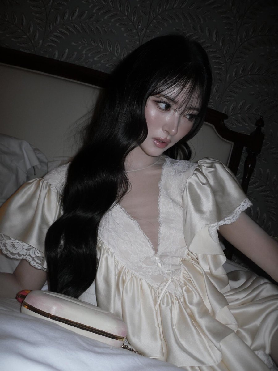 𝙖𝙣𝙣𝙖 𝙧𝙖𝙩𝙚𝙙 tweet media