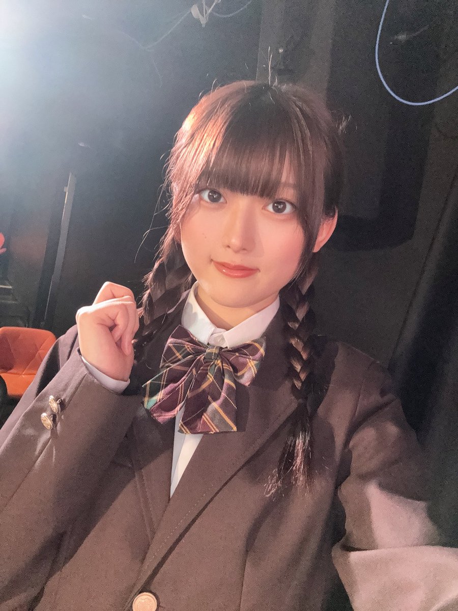 Ruka_Fukagawa96's tweet photo. ミディアムブルーの約束 初日ありがとうございました📖

今作もおつるさんのこだわりと天才的発想、何を思って感じて普段生きているのかがたーーっぷり詰まってる作品です(˶ᐢωᐢ˶)

明日もよろしくお願いします🗣️

茶色のブレザー制服かわい〜🍫🩷

 #キミに贈る朗読会  #朗読ミディブル https://t.co/5I8UQquNez