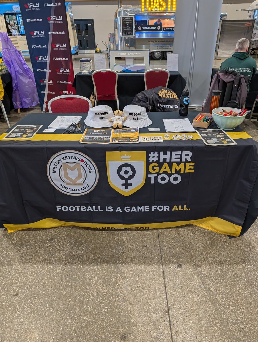 hannbethanyxo's tweet image. I'm in the fan zone today🙂

Come and strike a pose with our teddy bear and hat, along with some word searches and design your own kit⚽ 

Come and have a chat and find out more about HerGameToo and how to get involved and support us⚽ 

#HerGameToo #MKDons