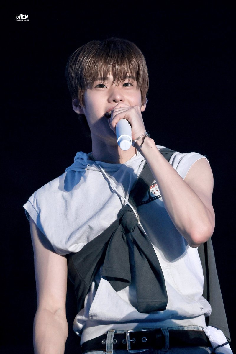 𝙤𝙑𝙄𝙀𝙒 tweet media