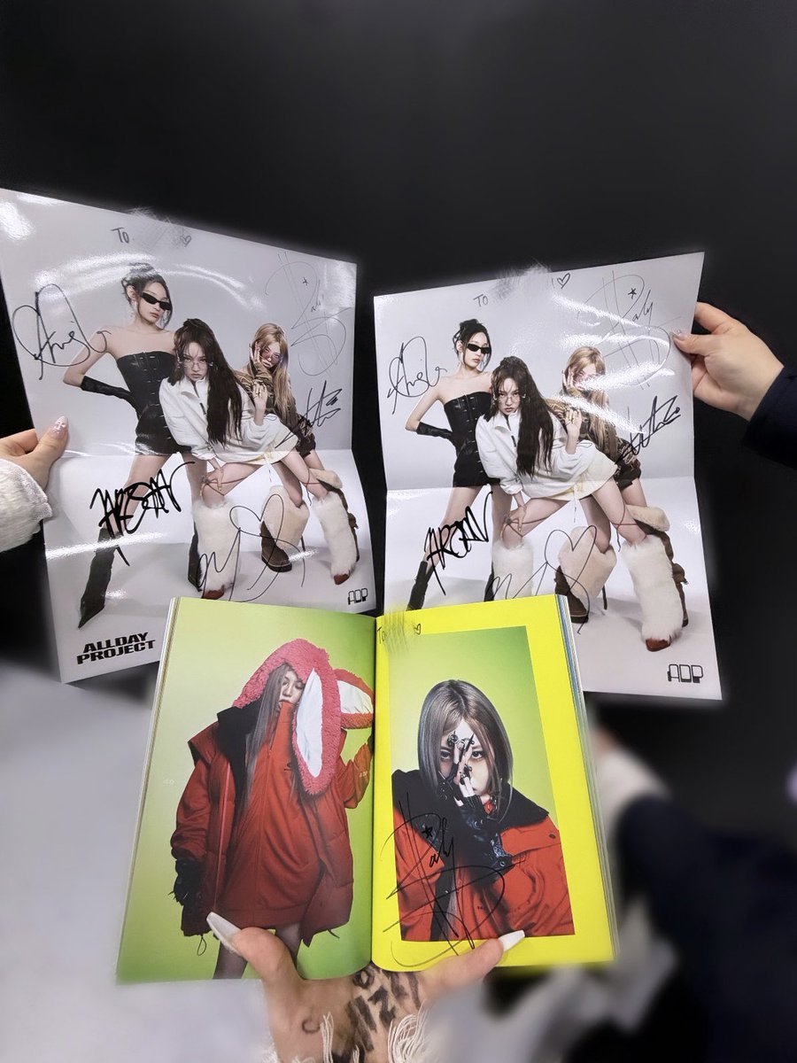 𝒰💛 tweet media