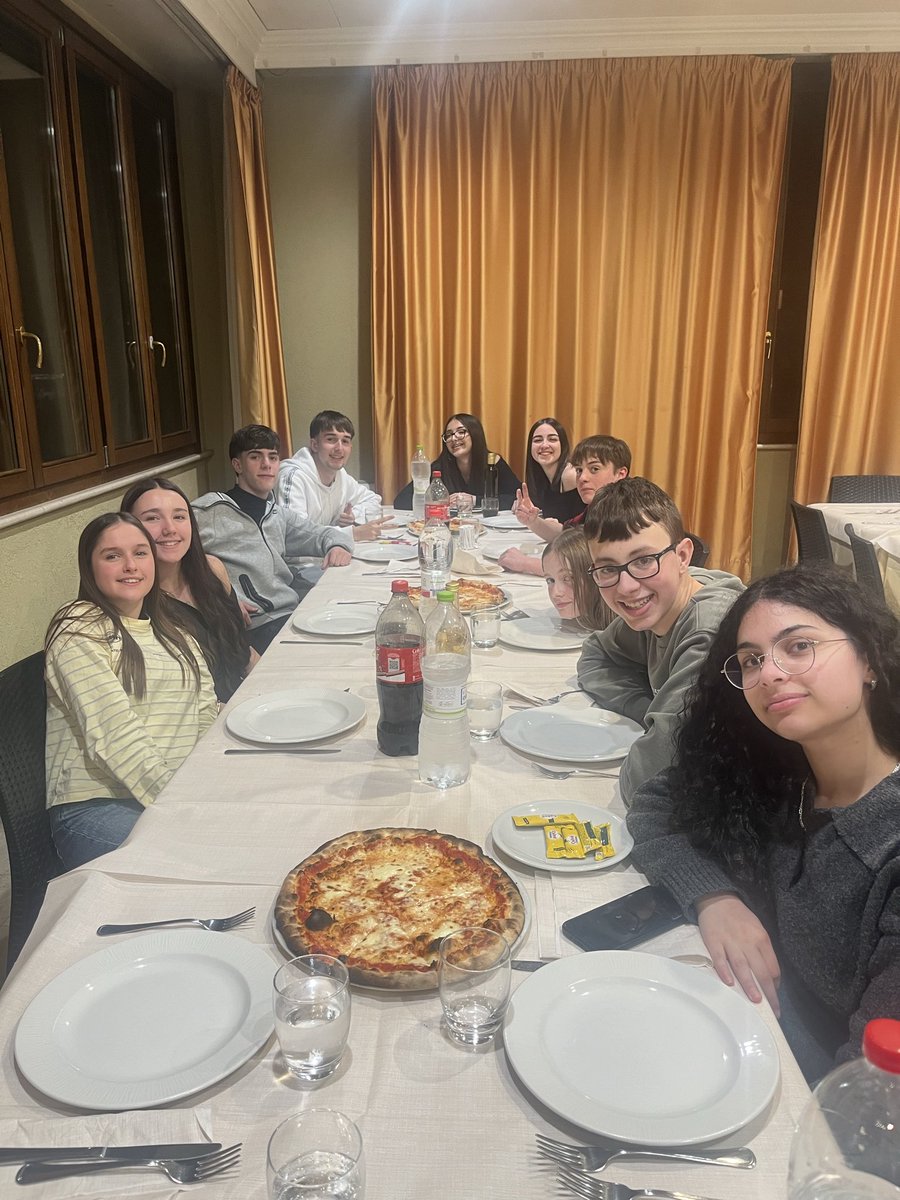 IES Zapatón tweet media