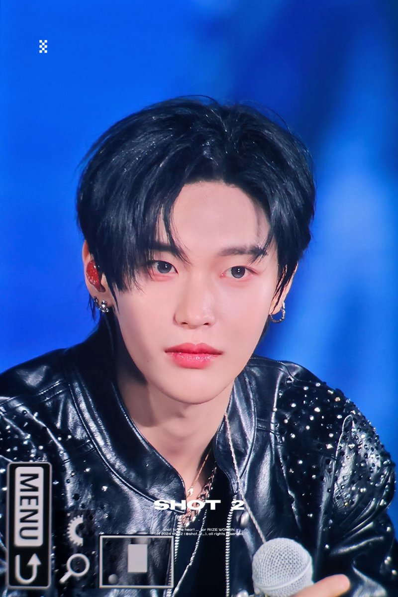 𝘚𝘩𝘰𝘵 2 tweet media