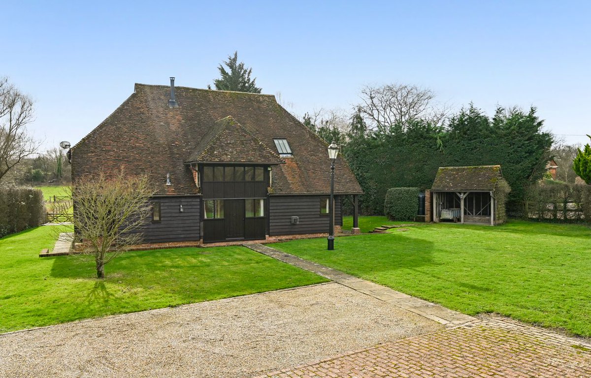 River Hall Barn is an unlisted detached four-bedroom Kentish barn set within approximately 5 acres of gardens. For more on this special property, contact WarnerGray estate agents in Tenterden. warnergray.co.uk #warnergray #periodhomes
