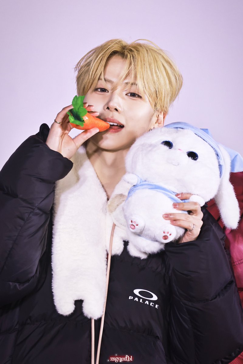 zsgqmfbl tweet media