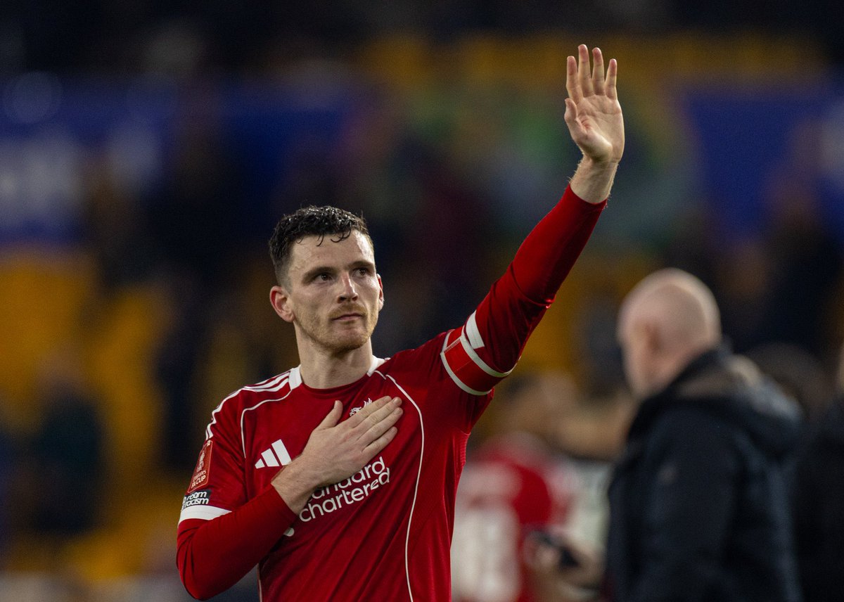 Andy Robertson, sen hâlâ dünyanın en iyi sol beklerinden birisin. Dün herkese bunu hatırlattın. Teşekkürler kaptan, devamı gelsin! ❤️🔴