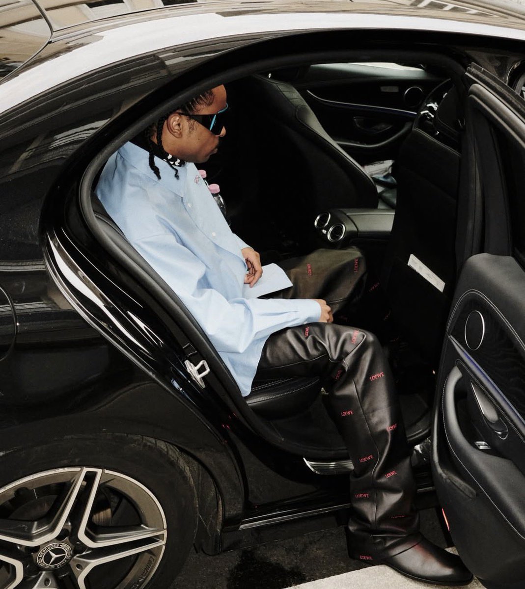 LAFEVE BASED tweet media