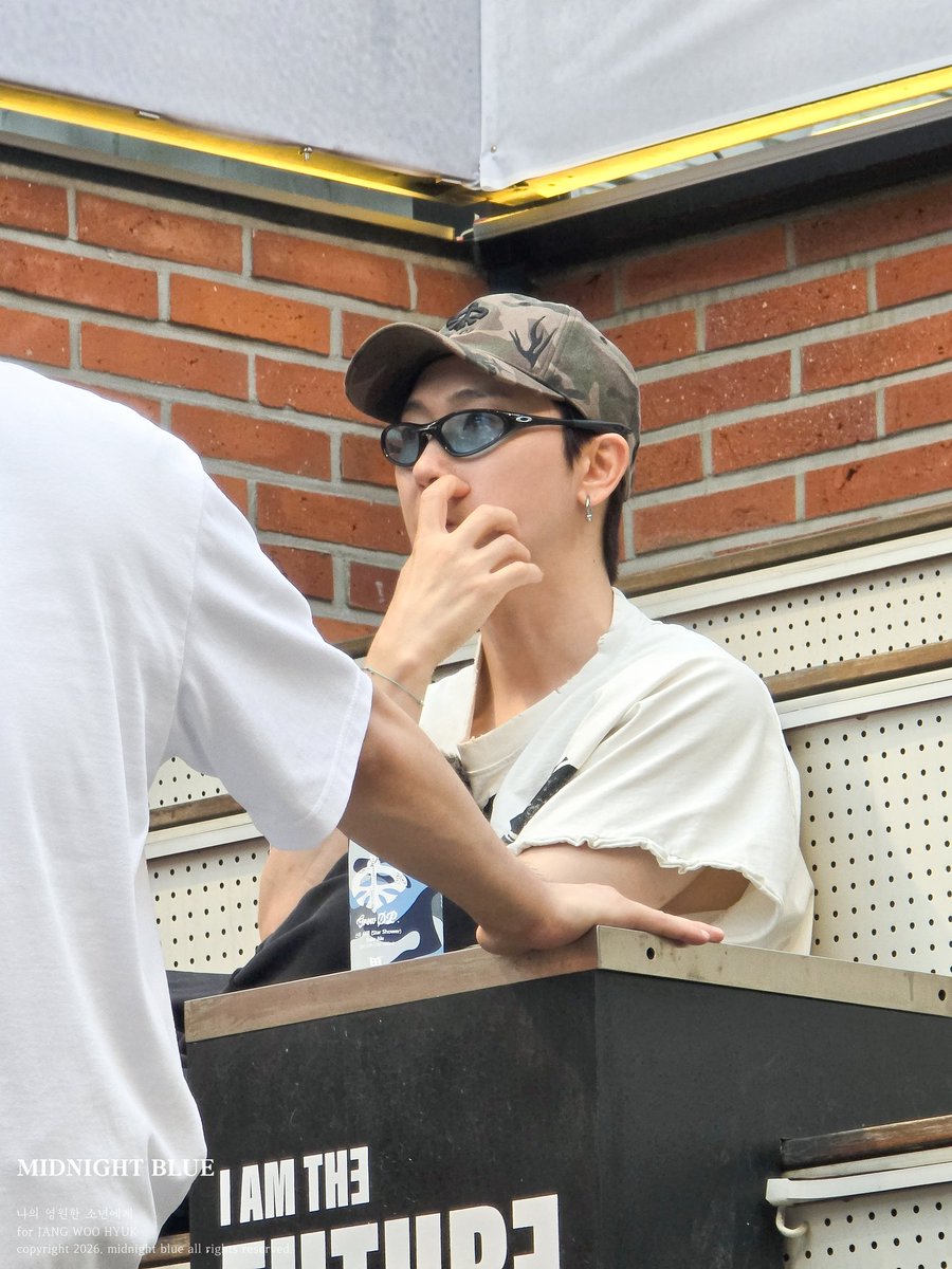 𝐌𝐈𝐃𝐍𝐈𝐆𝐇𝐓 𝐁𝐋𝐔𝐄★ꞋꞌꞋ─ tweet media