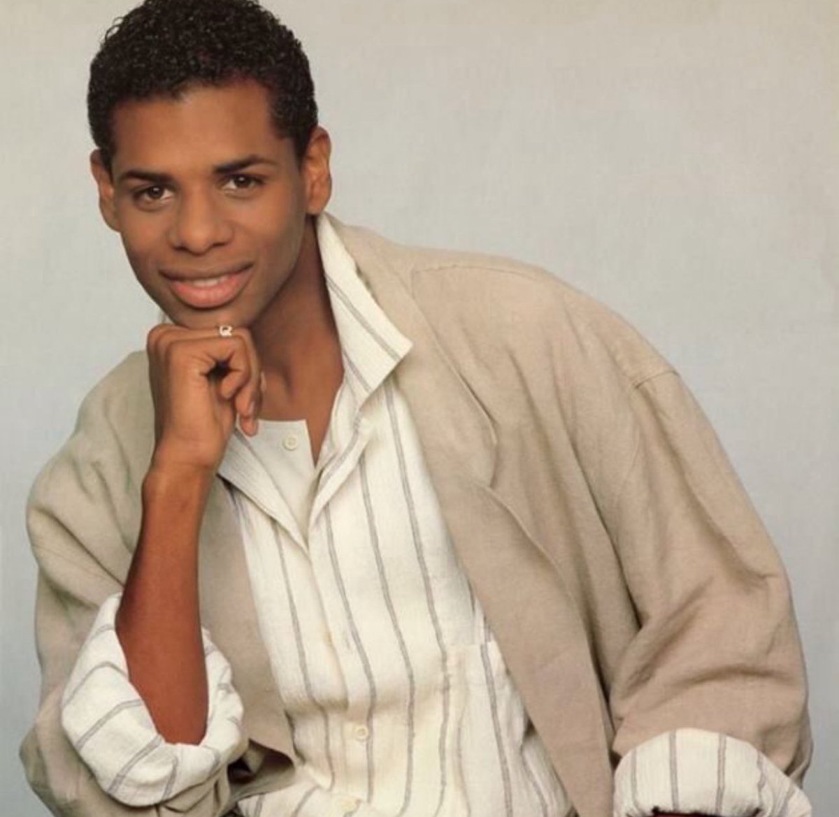 5 Star Forever tweet media