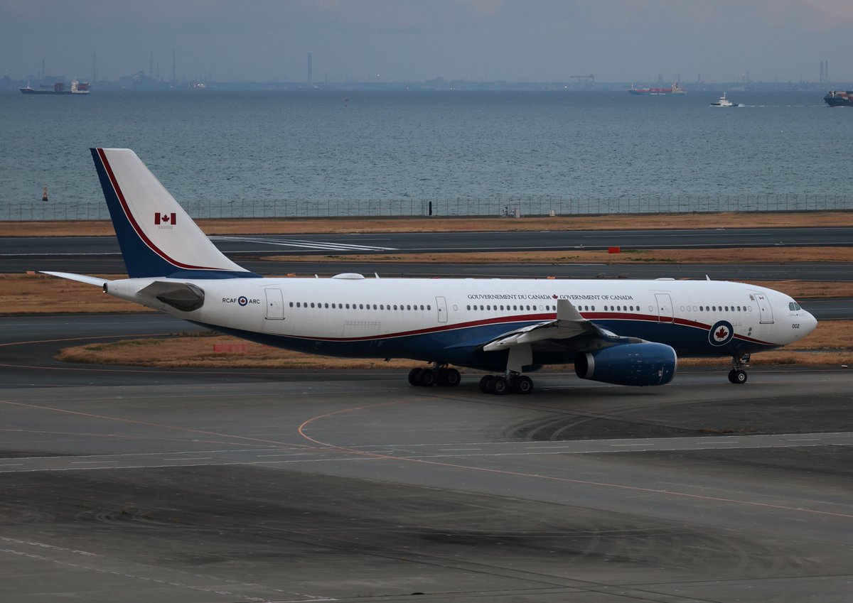 akira_raptor01's tweet image. 2026年3月7日
#羽田空港（Tokyo International Airport）
#HND #RJTT
④Royal Canadian Air Force   Airbus CC-330 Husky   330002

※カナダのカーニー首相搭乗機。
※何とか光ある時間帯に上がってくれました。