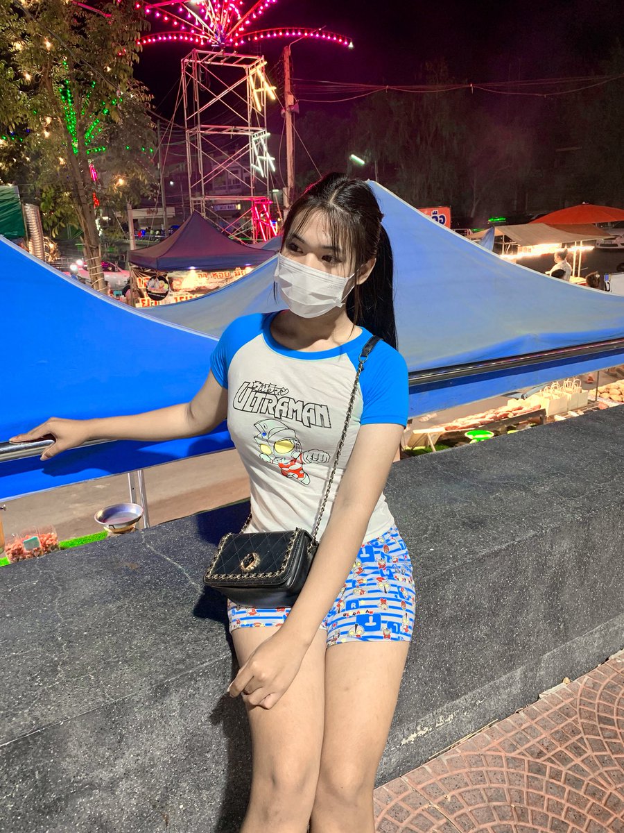 ขนม ถังเเตก ช่อง3 tweet media