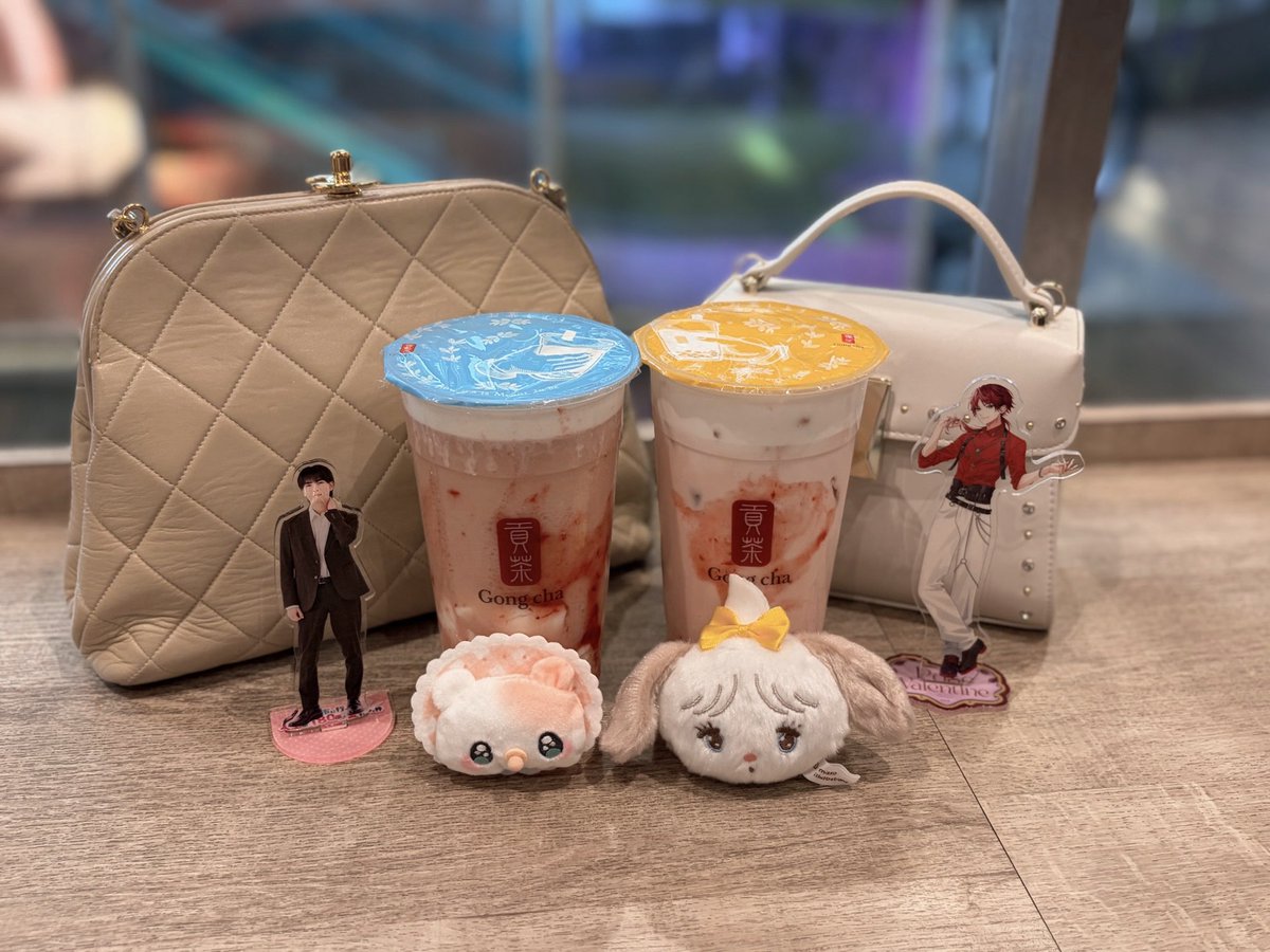 𝜗𝜚 tweet media