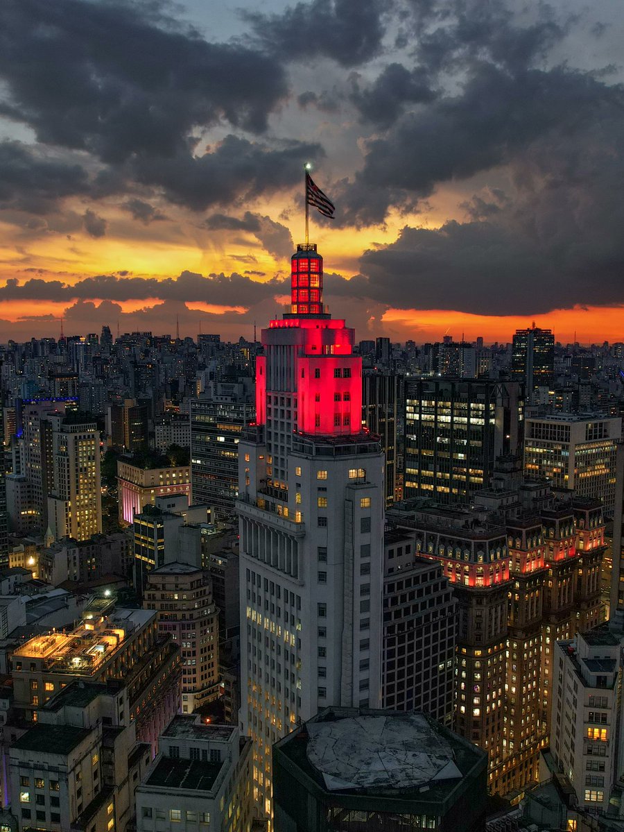 A wonderful sunset in Sao Paulo, Brazil 🇧🇷