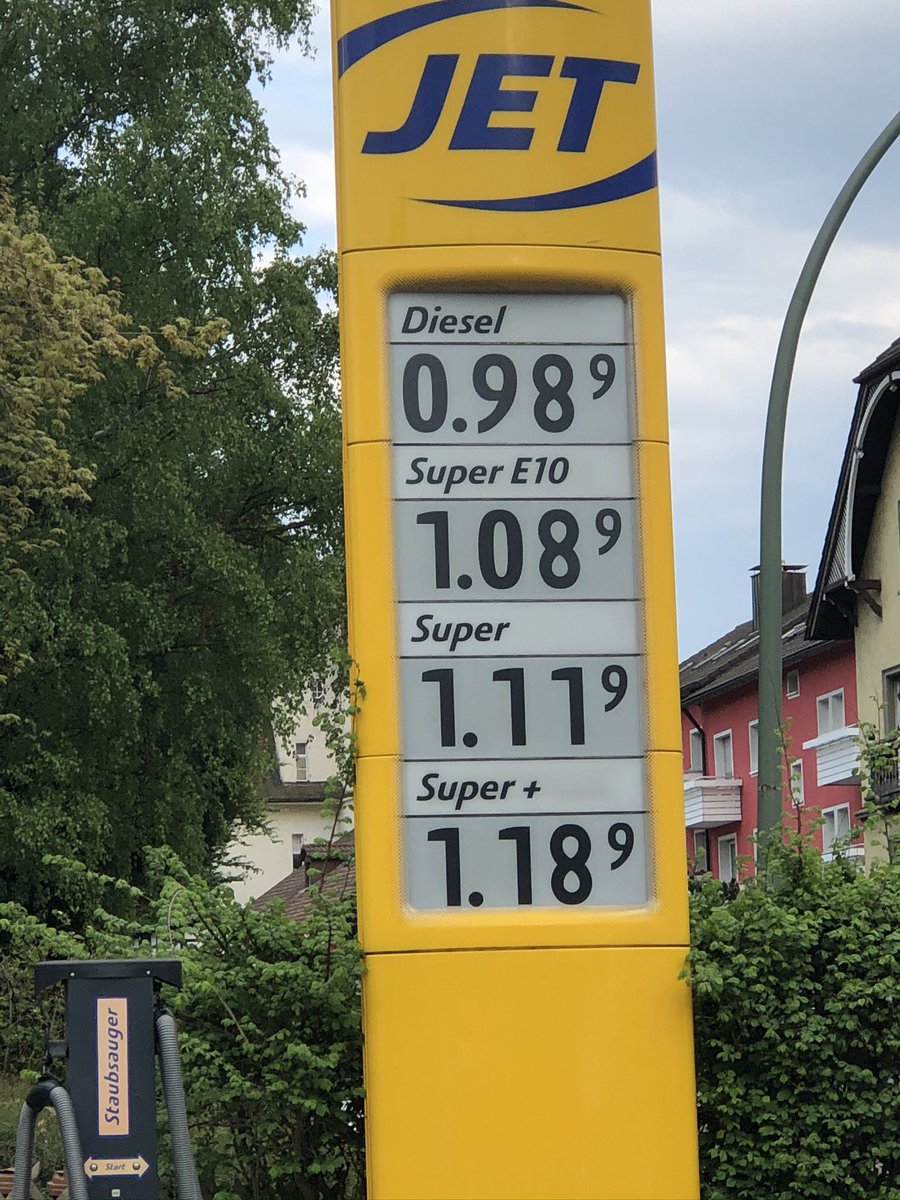 Michael R. Moser 🚜 tweet media