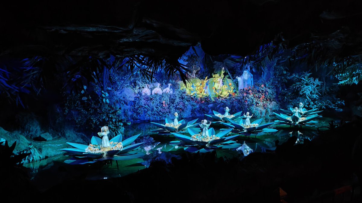 Pretparkhopper's tweet photo. #efteling https://t.co/p3SsdJREsX