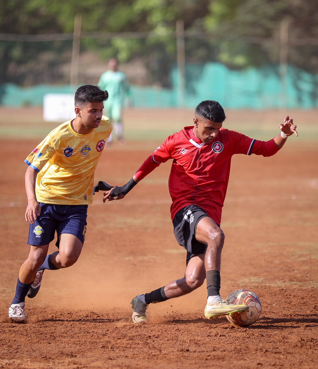 WIFAOfficial's tweet photo. WIFA Senior Men’s State League Championship
Full-time Score: Nashik United SA 0-3 India on Track
#MSYL #StateLeague #SubJuniorBoys #RisingMaharashtra https://t.co/HhROauEhVC