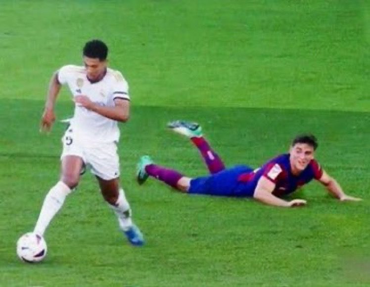 𝐟𝐞𝐝𝐞𝐯𝐚𝐥𝐯 tweet media