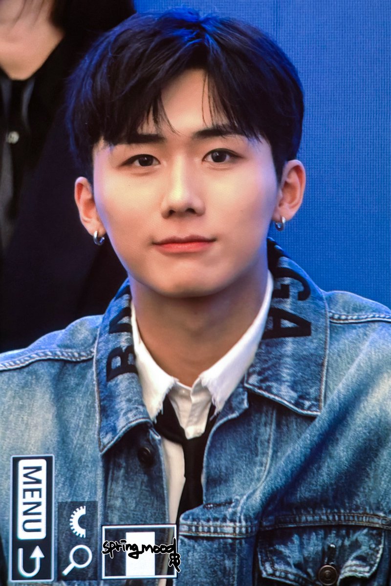 ๐๐ฉ๐ซ๐ข๐ง๐ ๐๐จ๐จ๐ tweet media