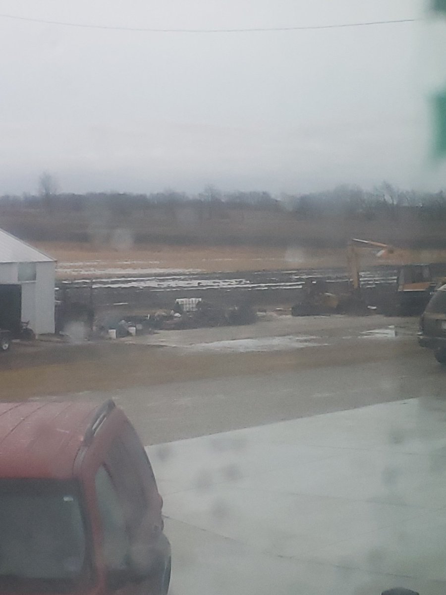 JamesBuchholz08's tweet photo. Rainfall Total: @NWSMilwaukee 
@Tom_Wachs 

Decent Amount of Sitting Water due to the Heavy Rain Overnight.

Highest RR: 2.07 in
Total Rain: 1.74 in (1.22 in Today)

Confirmed by Weather Station I

Location is 1.3 Miles West of Chester Town Hall or Approx 3 Miles South of Waupun. https://t.co/Dfl75gZ58m