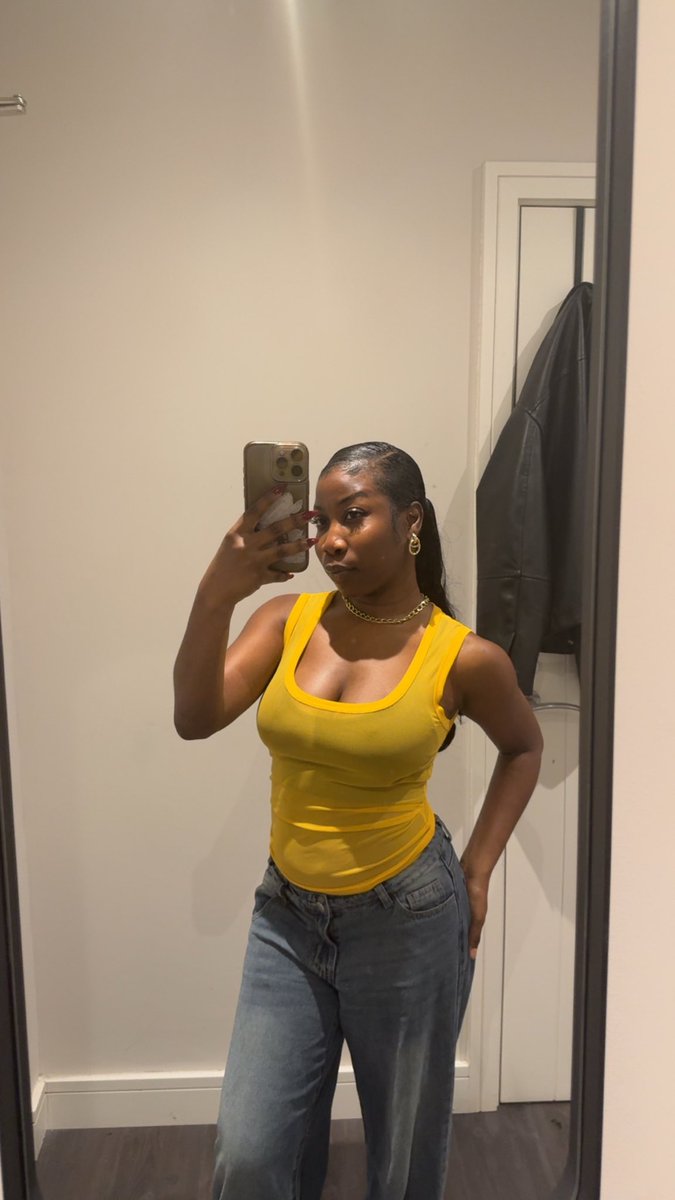 IT GIRL tweet media