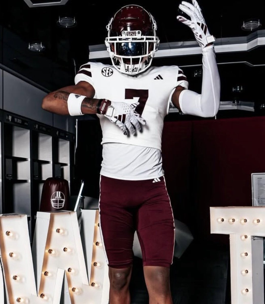 Nathan Holston tweet media