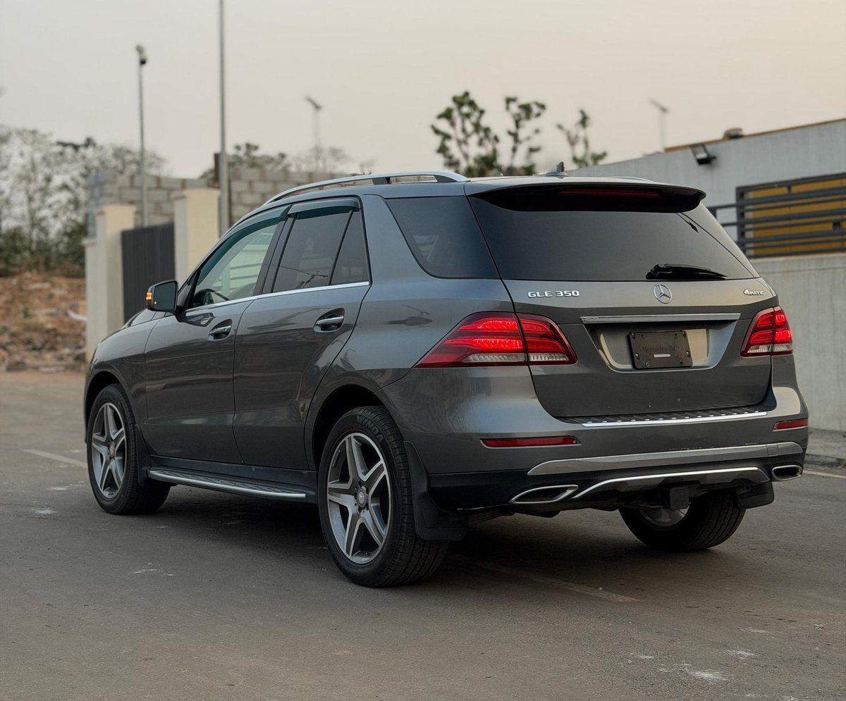 Abj_Auto_cars's tweet photo. ‼️ MERCEDES-BENZ GLE350 — 2017
📃 DUTY: Original custom duty ☑️
🏷️ PRICE: ₦43,000,000
📍 LOCATION: #Abuja 🇳🇬
📞 CALL/WHATSAPP: 08052712169 / 09112199464
GLE350 — AWD-capable comfort, solid Benz engineering & executive feel. #GLE350 #Mercedes #AbujaDeals #NaijaCars
