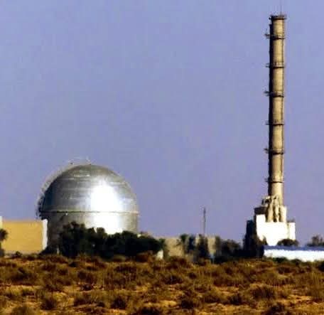 USialvi's tweet photo. Russian Intelligence confirms, Israel losses its access of Dimona nuclear and suffering huge losses of 11 Nuclear scientists, 6 IDF generals, 198 Airforce officers, 462 soldiers, and 32 Mossad Agents within first 3 days or Iranian retaliation.
#Iran #IranWar #IranIsraelWar https://t.co/6gNMV4bnEq