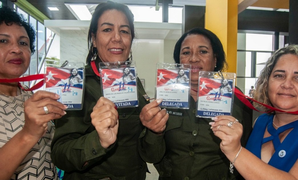 En vísperas del Día Internacional de la Mujer ratificamos la voluntad del Partido de promover su adelanto y eliminar cualquier vestigio de violencia o discriminación hacia ellas. #MujeresEnRevolución