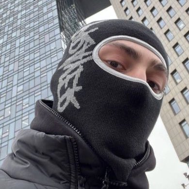 cr4zy f4g tweet media