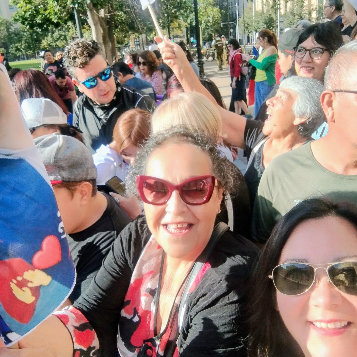 yancabe's tweet photo. Ya estamos aquí
#boricestamoscontigo https://t.co/hdbhIYj7K6